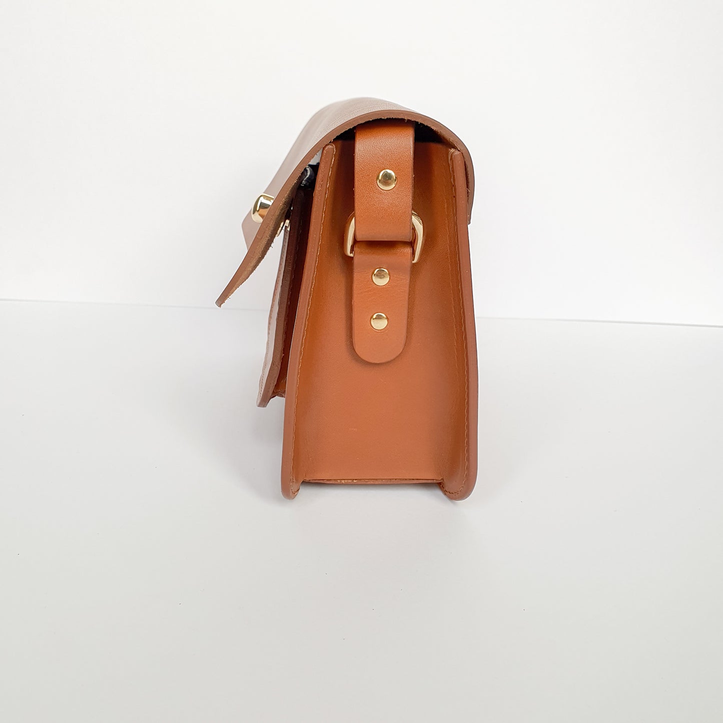 Aida Cross Body Bag in Tan