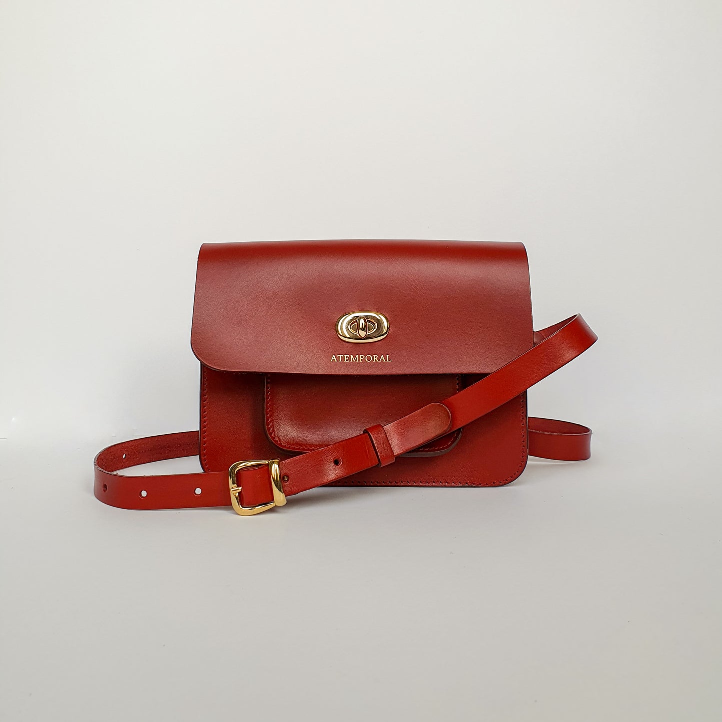 Aida Cross Body Bag in Oxblood